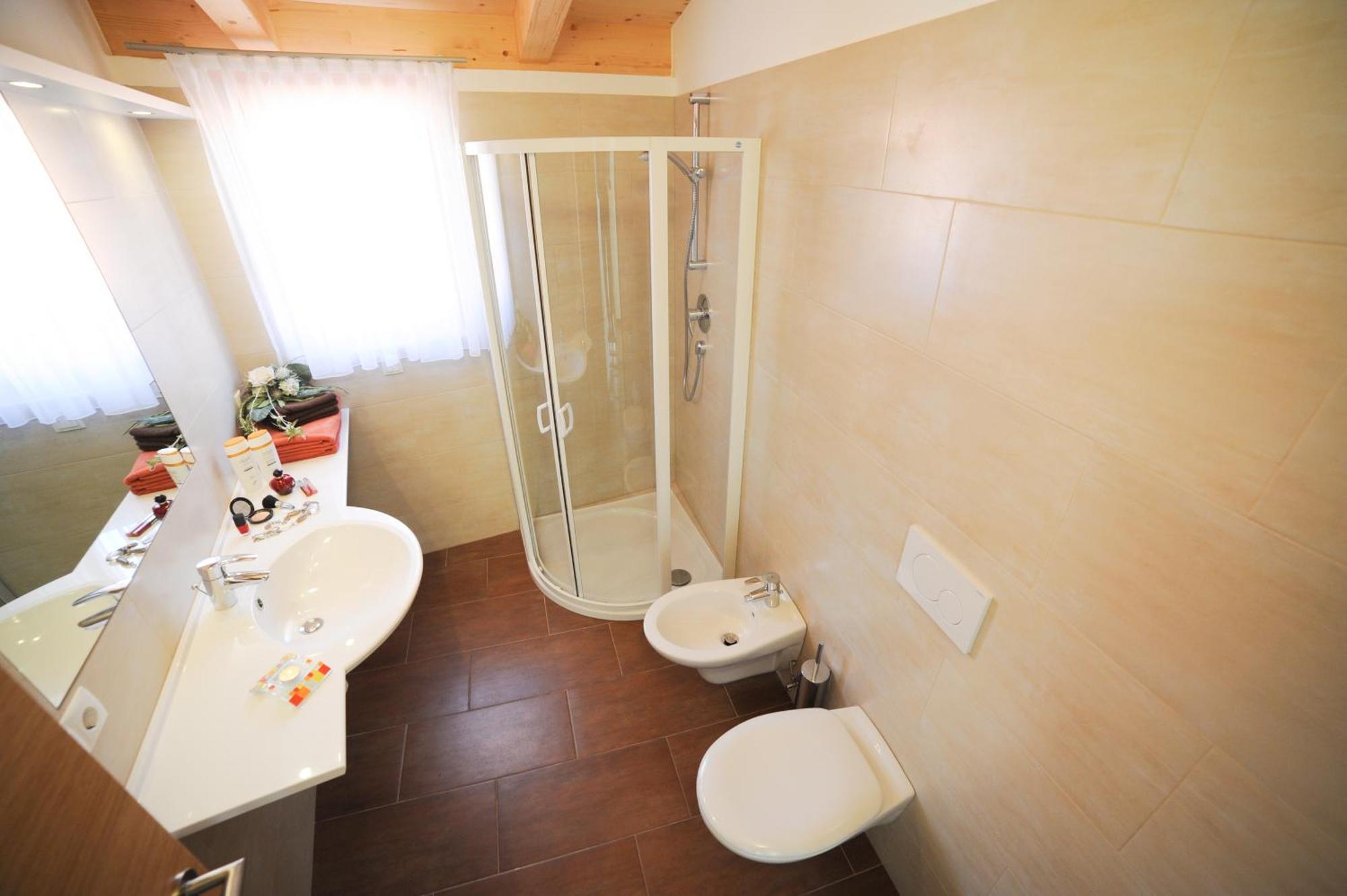 Suvendes Apartments Prato allo Stelvio Luaran gambar