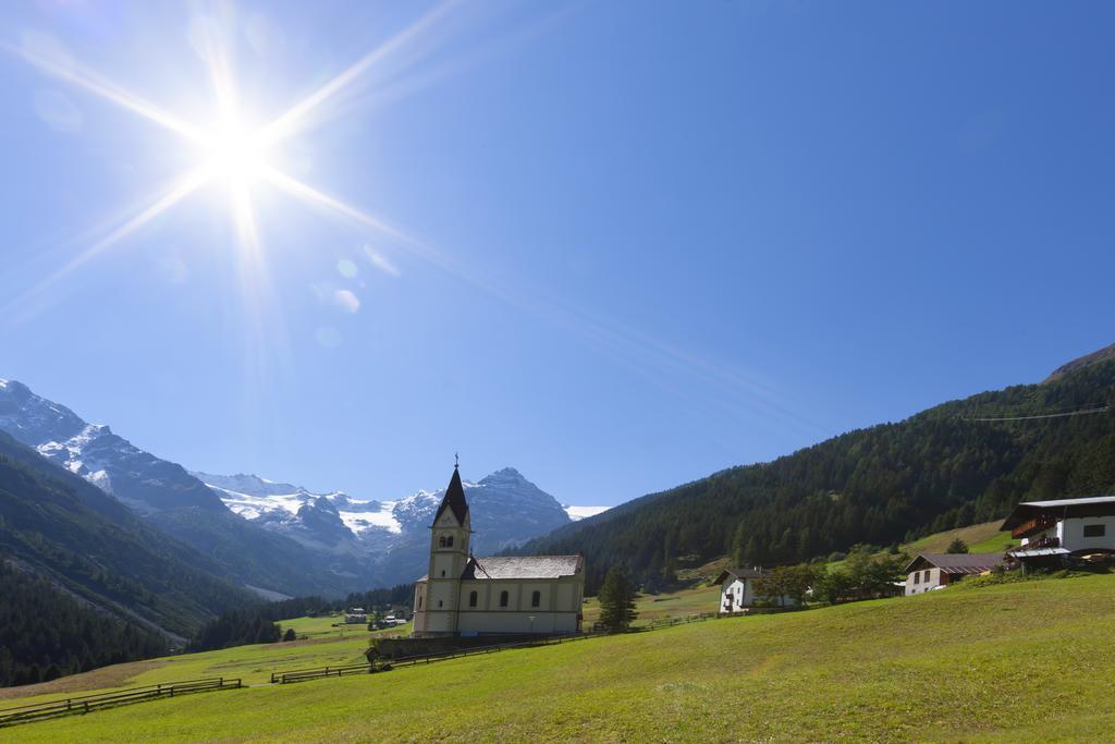 Suvendes Apartments Prato allo Stelvio Luaran gambar