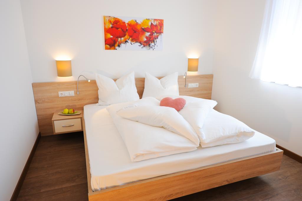 Suvendes Apartments Prato allo Stelvio Luaran gambar