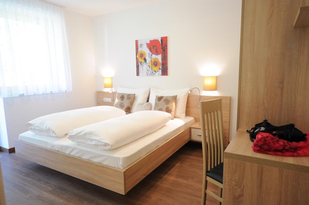 Suvendes Apartments Prato allo Stelvio Luaran gambar