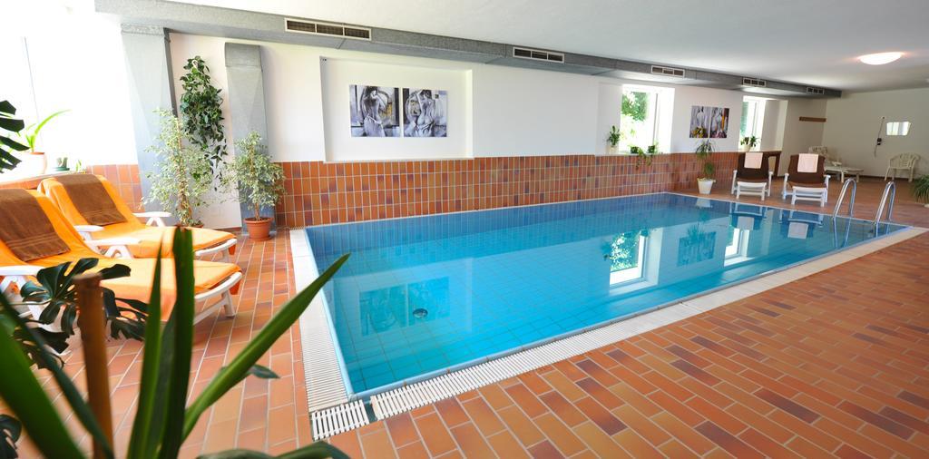 Suvendes Apartments Prato allo Stelvio Luaran gambar